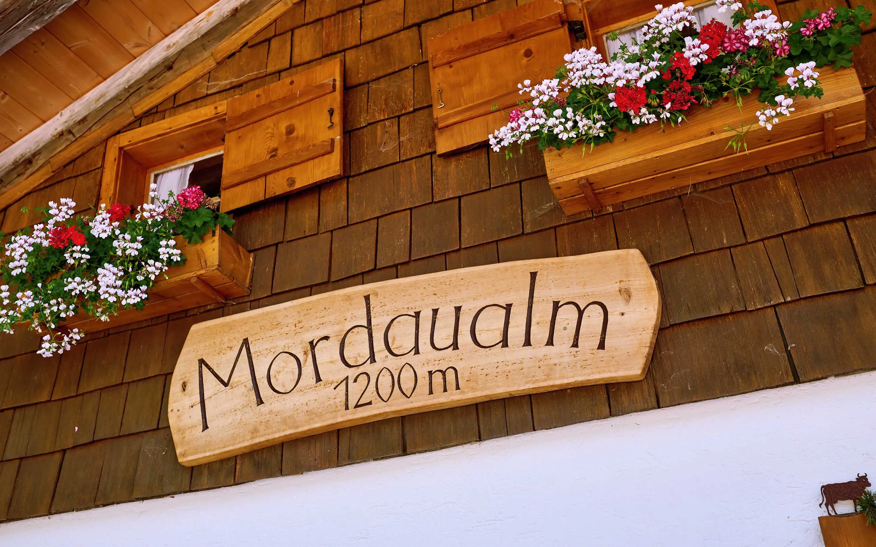 Willkommen zur Einkehr im Gschoßkaser auf der Mordaualm Bayern Berchtesgaden
