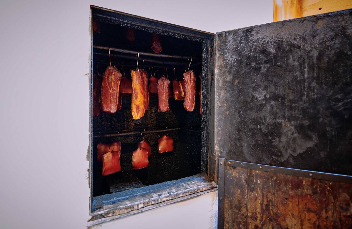 Hervorragende Bio-Qualität frisch Geräuchertes Bio-Rindfleisch Genuss pur und natürlich