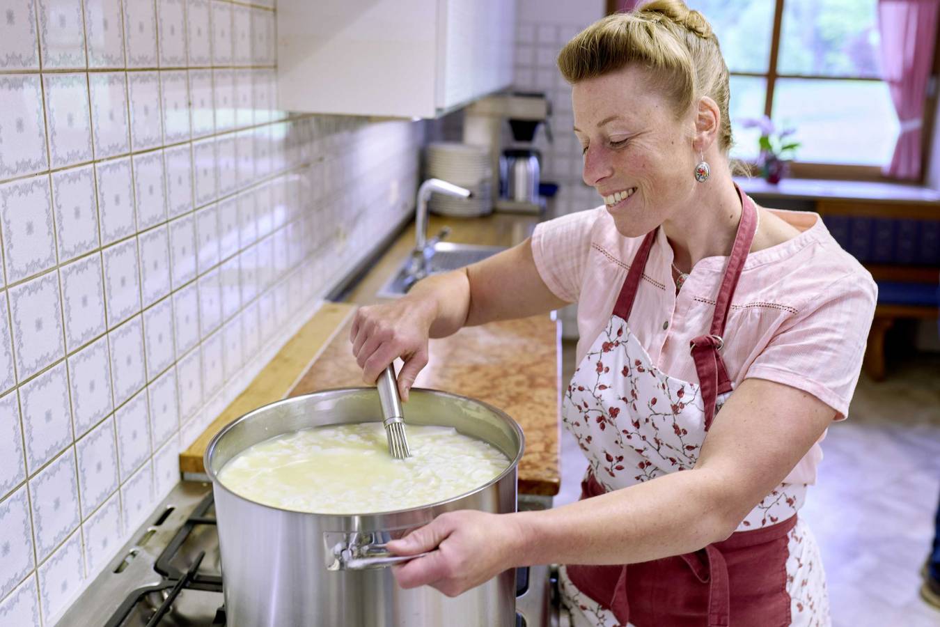 Hochgenuss an Bio-Käse von der Alm aus frischer Bio-Almmilch