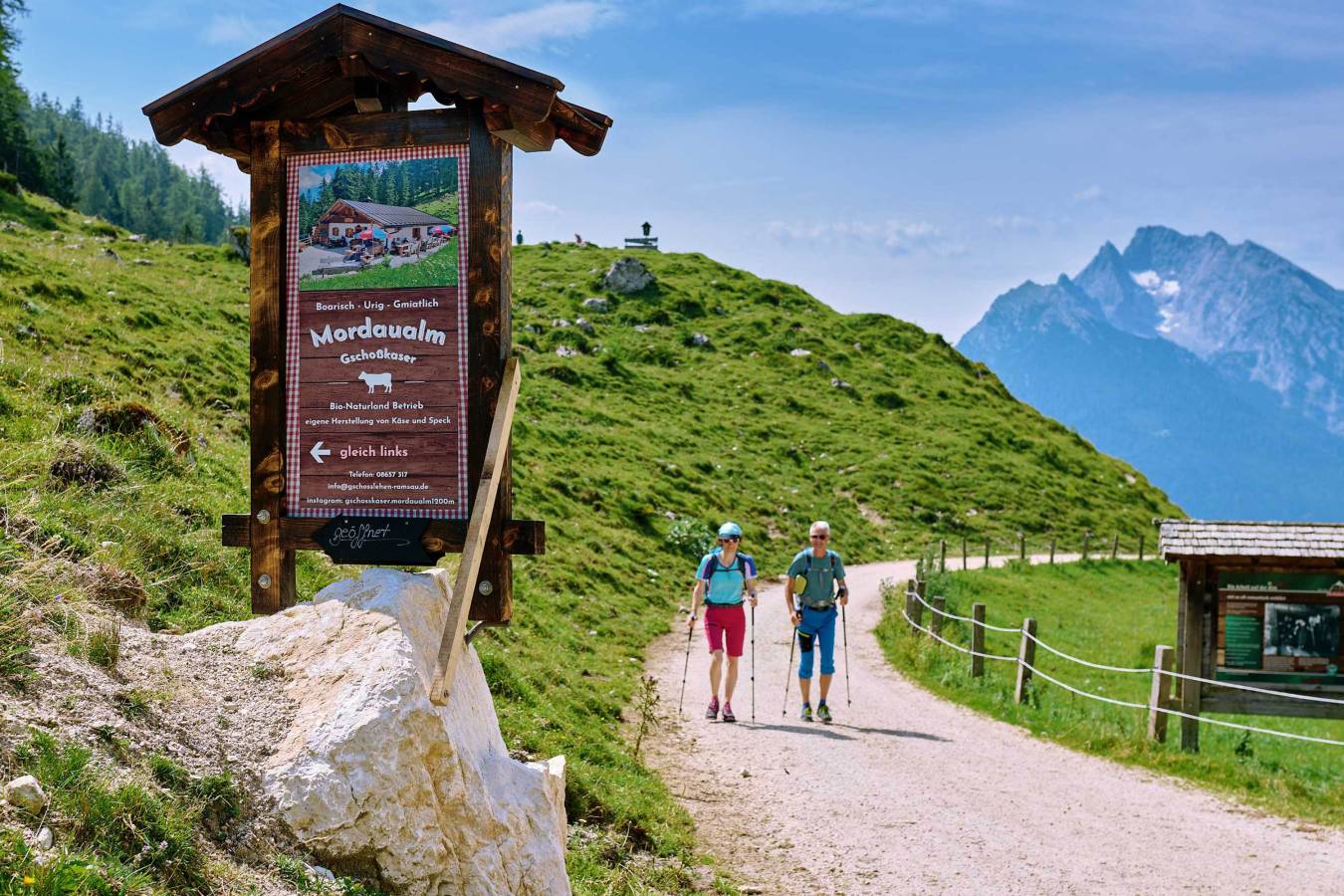 Wandern im Lattengebirge mit Einkehr im Gschoßkaser auf der Mordaualm im Berchtesgadener Land